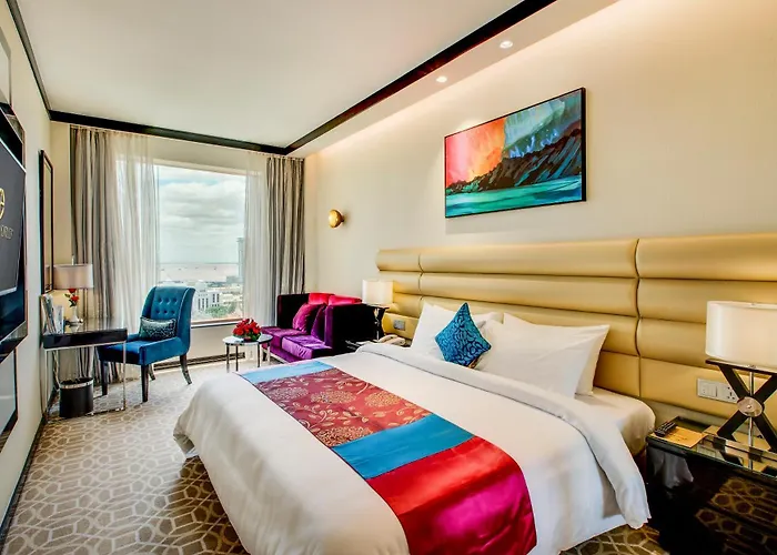 Nagaworld Hotel & Entertainment Complex
