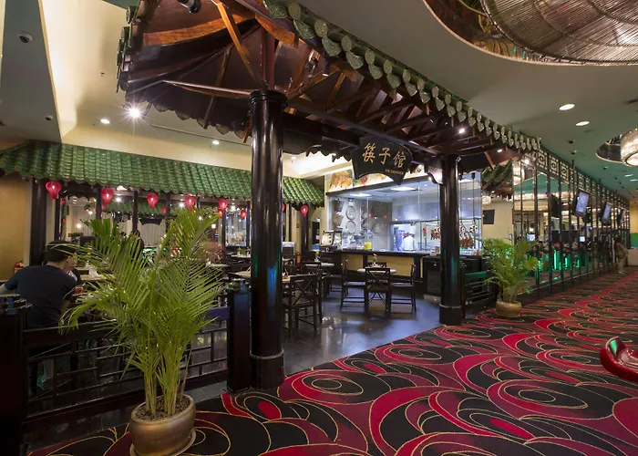 Nagaworld Hotel & Entertainment Complex